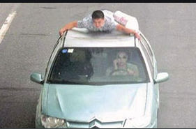 Capturecarroof.PNG